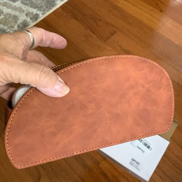 Remote control holder – FIVE compartments - Picture 5 of 8